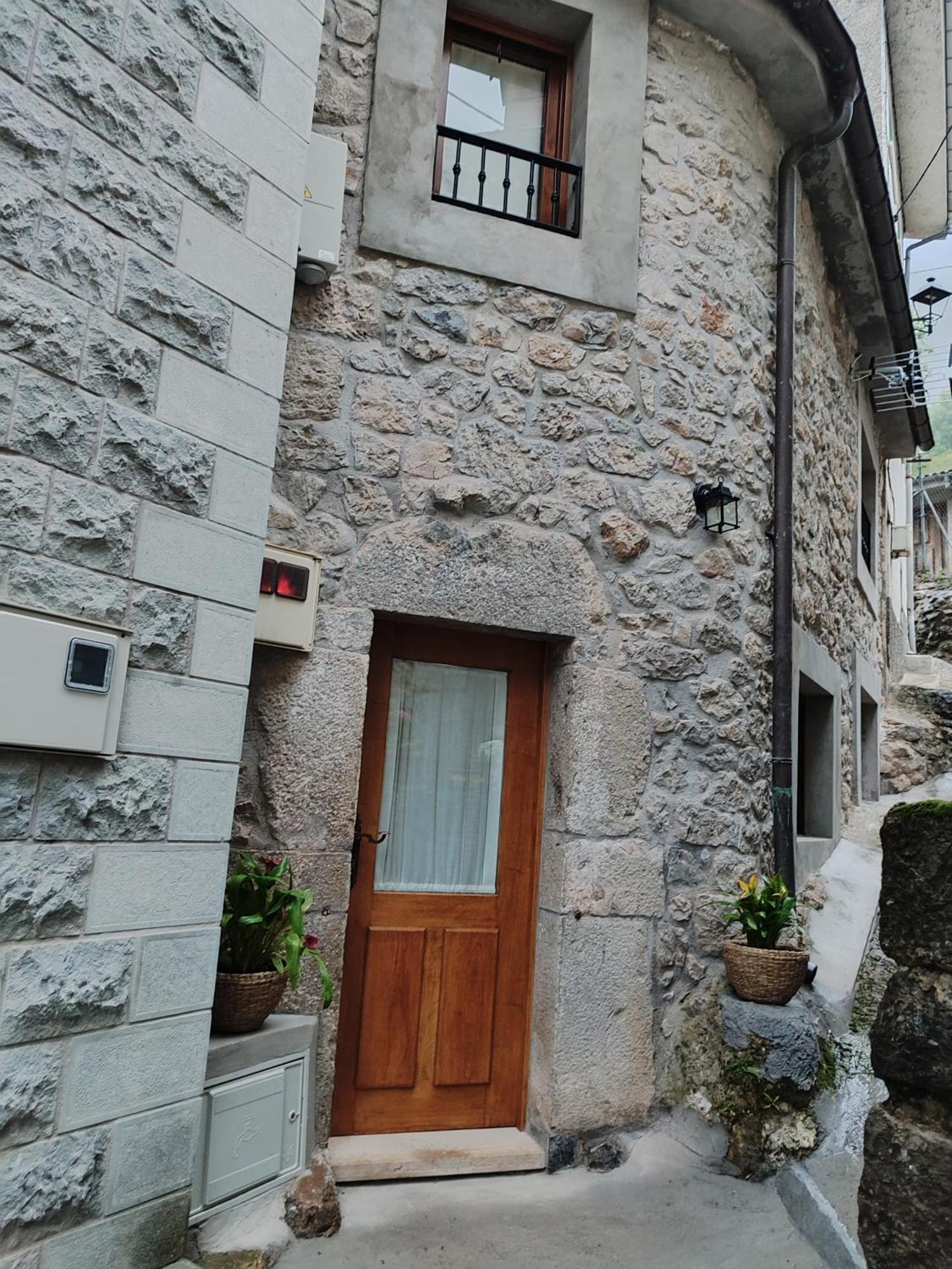 La Casina De Tielve De Cabrales Dentro Del Parque Nacional Picos De Europa Villa Exterior photo